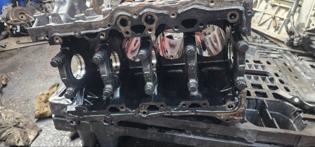 358F32FU00 HYUNDAI Блок цилиндров двигателя купить в Чернигов