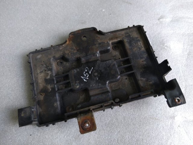 Подставка аккумулятора 371502P100 HYUNDAI