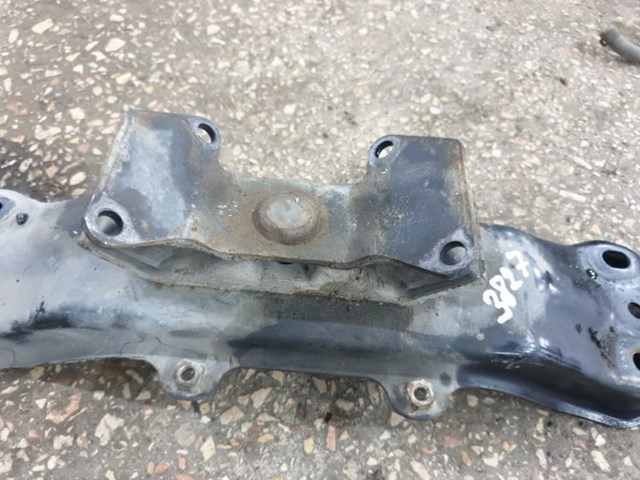 SUBARU 41022AE121 Подушка трансмиссии (опора коробки передач) в наличии Полтава