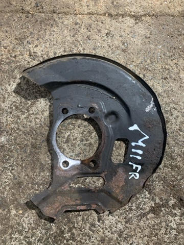 Щиток тормозного диска переднего 411514EA0A NISSAN