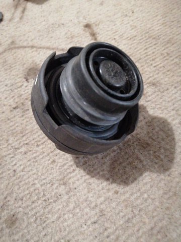 42031AG010 SUBARU Крышка бензобака купить в Украина