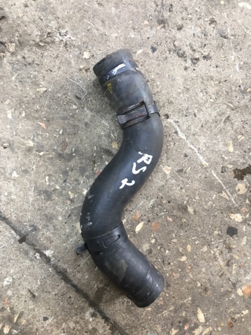 Патрубок радиатора охлаждения нижний 45161AG050 SUBARU