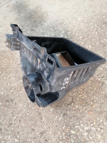 Корпус воздушного фильтра 46052AJ020 SUBARU