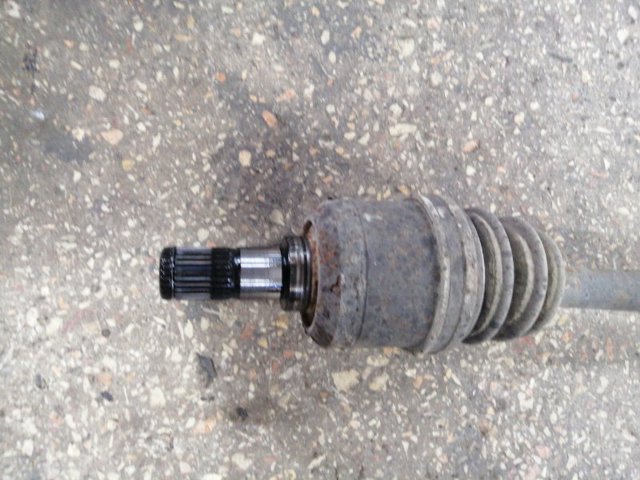 Полуось задняя 496002B010 HYUNDAI