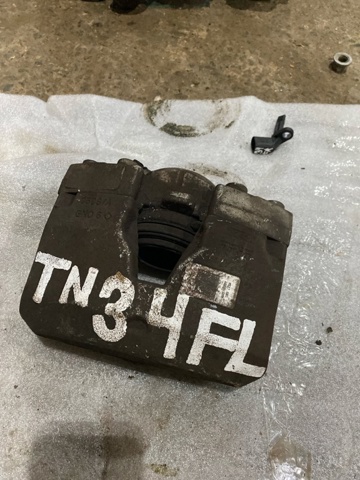 Суппорт тормозной, передний, левый 4G0615123C VAG
