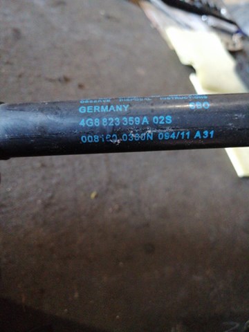 Амортизатор капота газовый 4G8823359A VAG