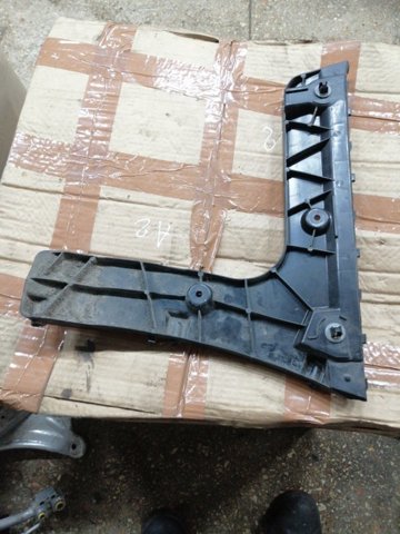 4G9807453E VAG Направляющая заднего бампера левая купить в Украина