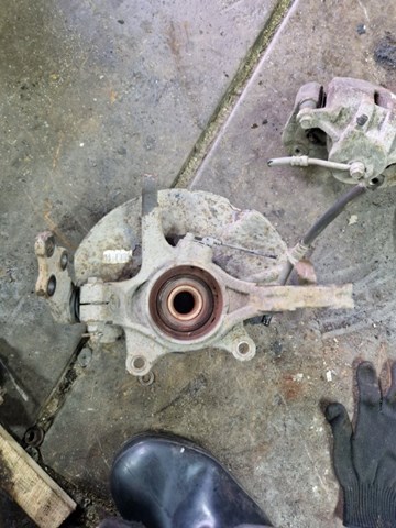 Кулак поворотный передний левый 517152Y000 HYUNDAI