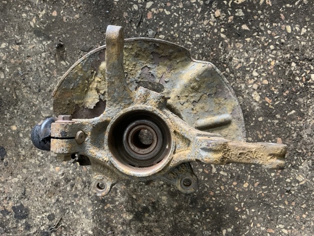 517153U000 HYUNDAI Цапфа передняя левая купить в Ужгород