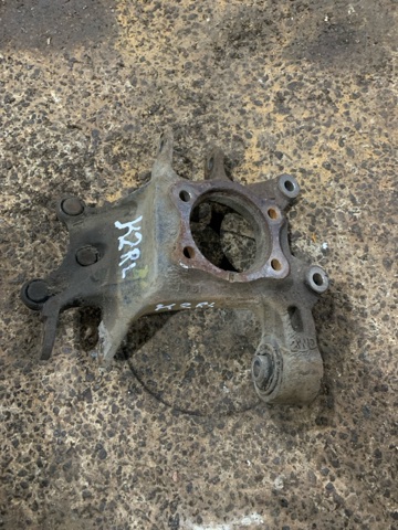 Цапфа (поворотный кулак) задний левый 52710D7000 HYUNDAI