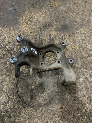 Цапфа - поворотный кулак задний, правый 52720D7000 HYUNDAI