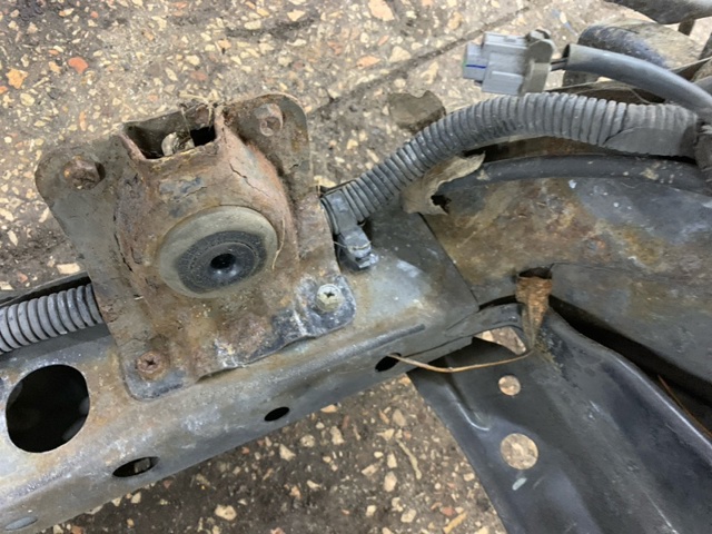 53029SG0009P SUBARU Рамка радиатора купить в Одесса
