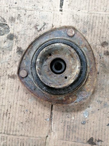 Опора стойки амортизатора переднего 546102B100 HYUNDAI