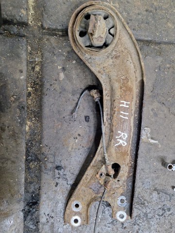Рычаг/тяга задней подвески продольный нижний, правый 552803U100 HYUNDAI