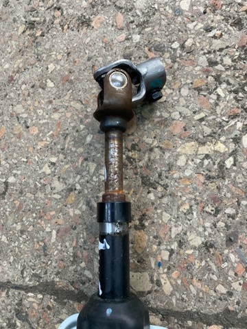 Вал рулевой колонки 564002P050 HYUNDAI