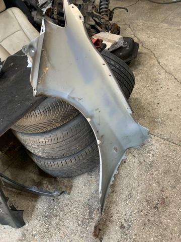 SUBARU 57120FG0209P Крыло переднее правое в наличии Харьков