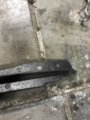 SUBARU 57705XA06A Абсорбер переднего бампера в наличии Павлоград