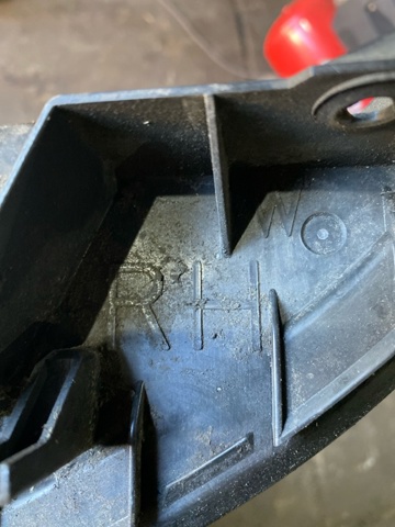 57707XA06A SUBARU Кронштейн бампера заднего правый купить в Ужгород