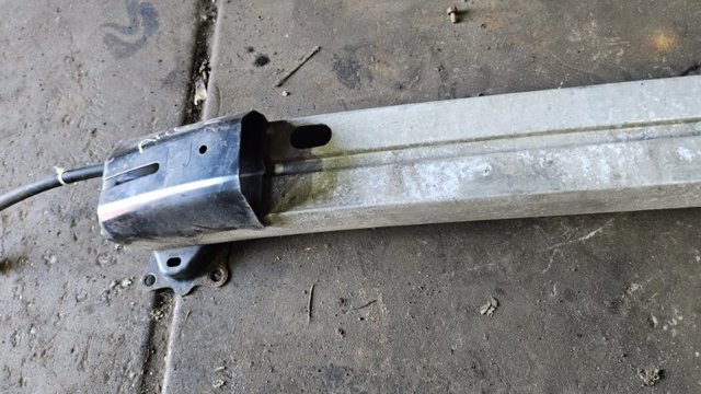 SUBARU 57712AG320 Усилитель переднего бампера в наличии Николаев