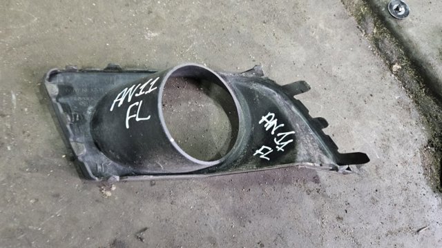 SUBARU 57731AG670 Заглушка (решетка) противотуманных фар бампера переднего левая в наличии Ужгород