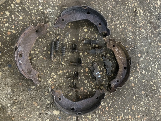 Колодки ручника 583503ED01 HYUNDAI