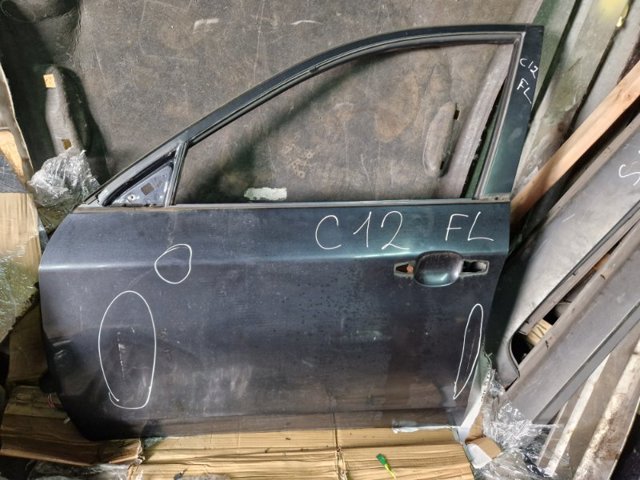 Передняя левая дверь Subaru Impreza III