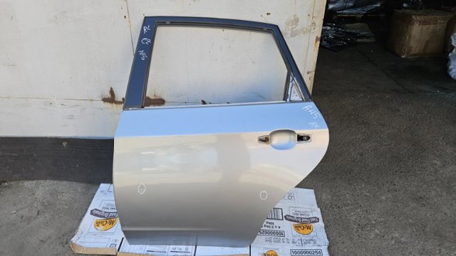 Задняя левая дверь 60409FG0109P SUBARU