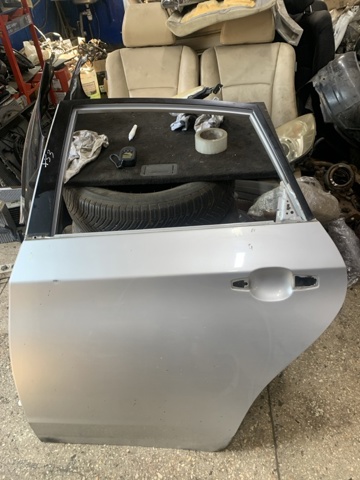 Задняя левая дверь 60409FG0129P SUBARU
