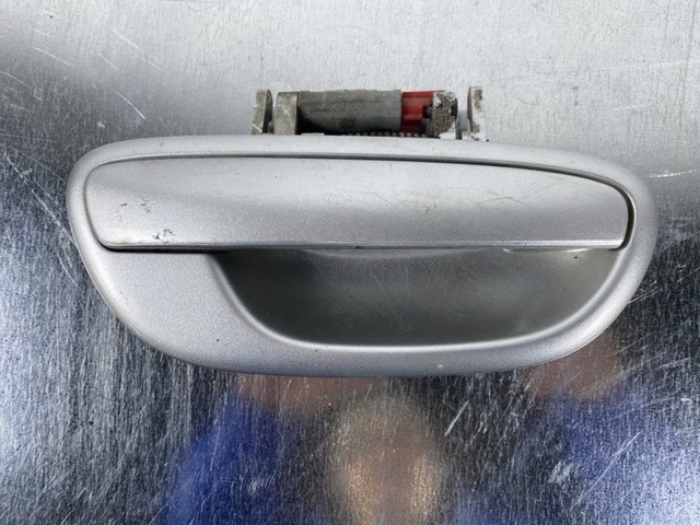 Ручка задней двери наружная, правая 61022AG000TE SUBARU