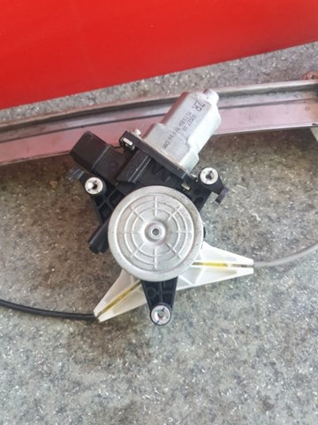 61042AJ00A SUBARU Механизм стеклоподъемника двери задней правой купить в Винница