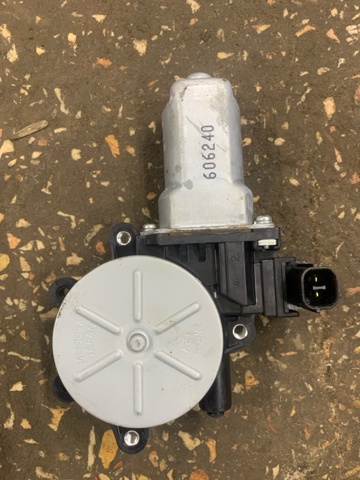 61188AG010 SUBARU Мотор стеклоподъемника двери передней левой купить в Полтава