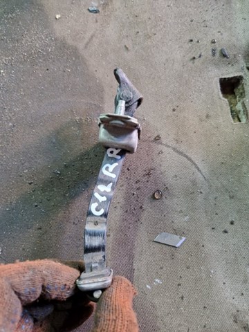 Ограничитель открывания задней двери 62124FG001 SUBARU