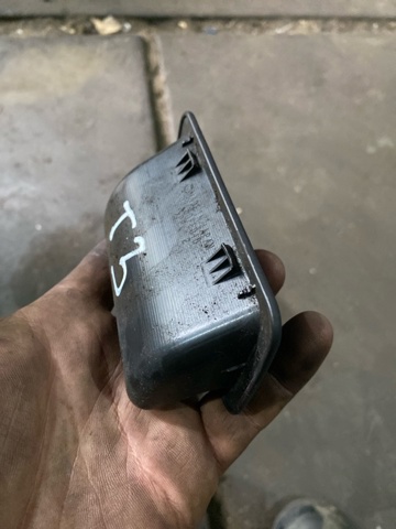 63160FE010 SUBARU Ручка крышки багажника (двери 3/5-й задней) внутренняя купить в Кривой Рог