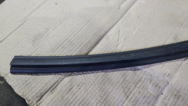 SUBARU 63516AG020 в наличии Полтава
