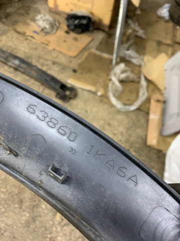 NISSAN 638601KA6A Расширитель (накладка) арки переднего крыла правый в наличии Ирпень