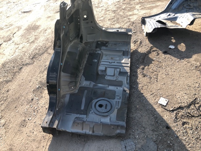 Крыло заднее правое 715042PC00 HYUNDAI