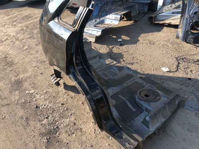 715042PC00 HYUNDAI Крыло заднее правое купить в Житомир