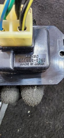 Регулятор оборотов вентилятора печки 73533AG000 SUBARU