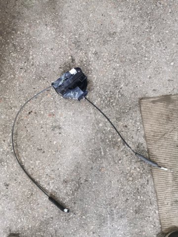Замок двери водителя 805011KK1A NISSAN