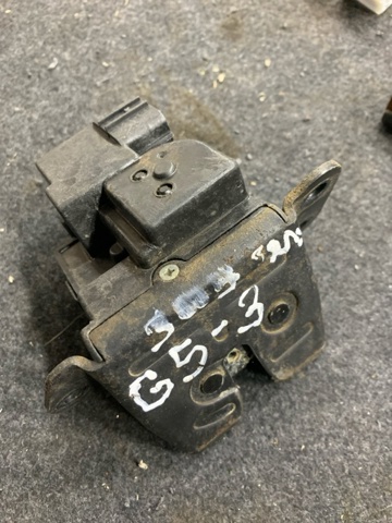 812301H000 HYUNDAI Замок багажника купить в Полтава