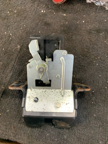 Замок пятой двери 81230A6000 HYUNDAI