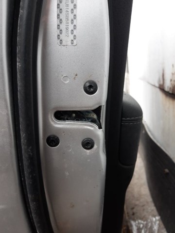 Запор кабины 813102P020 HYUNDAI