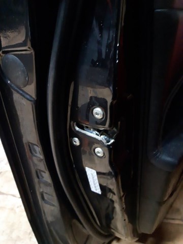 Замок передней левой двери 813103U020 HYUNDAI