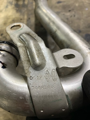 Патрубок системы рециркуляции отработавших газов EGR 8200744818 RENAULT