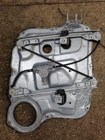 Стеклоподъемник (механизм перемещения стекла) 824812B000 HYUNDAI