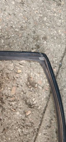 825302W000 Направляющая стекла рамки двери передней левой купить Ирпень