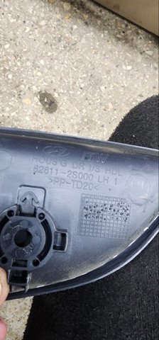 826112S000 HYUNDAI купить в Днепр