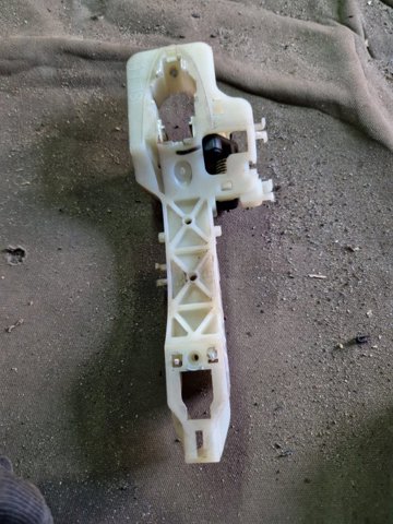 HYUNDAI 826553U000 Держатель наружной ручки двери передней левой в наличии Запорожье