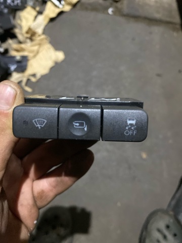 Блок кнопочных переключателей рулевого колеса 83002AG090 SUBARU