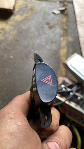 Кнопка аварийки 83037XA00A SUBARU